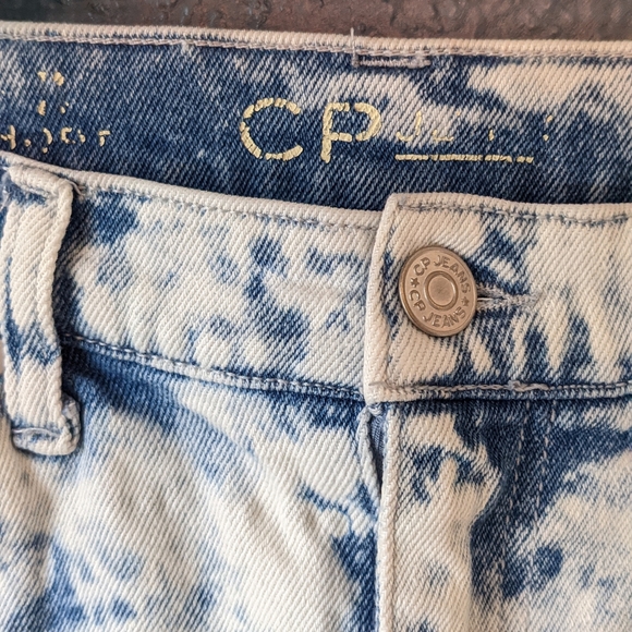 CPJ HIGH-WAISTED DENIM SHORTS - Picture 3 of 6
